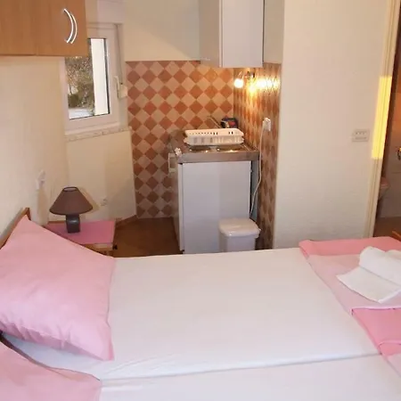 アパート Anita *